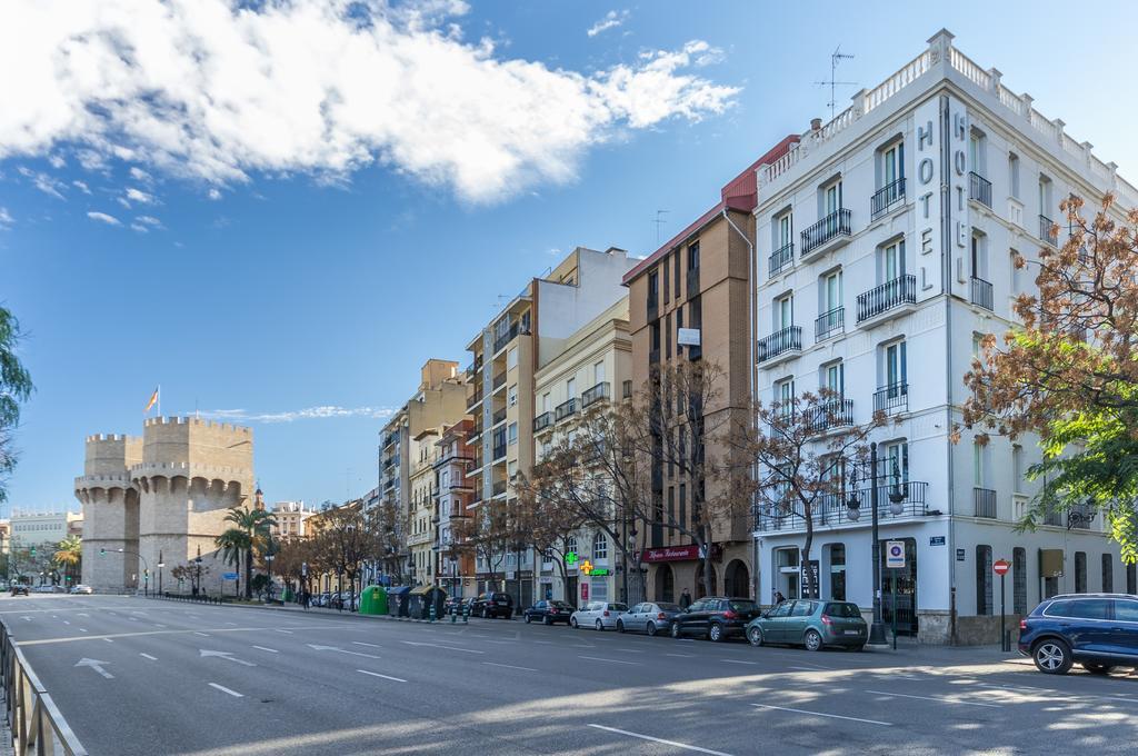 Blanq Carmen Hotel Valencia Exterior foto